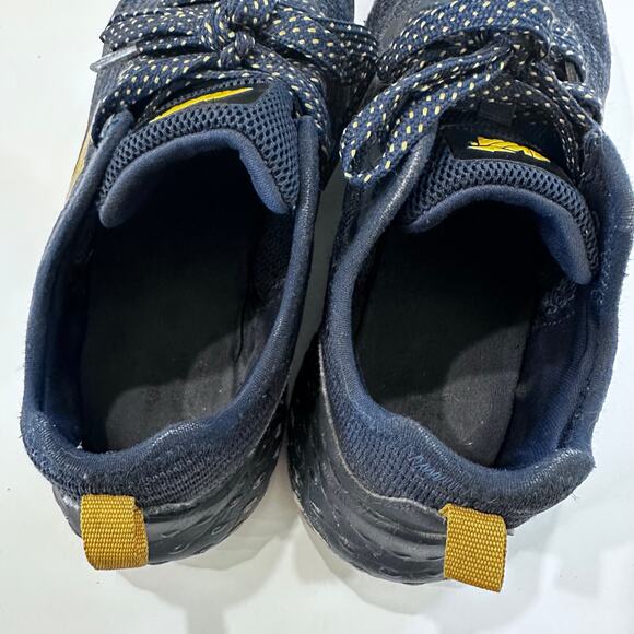 Avia athletic shoes boys size 2 - Picture 7 of 8